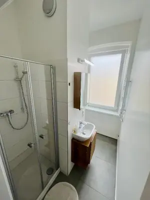Ein Badezimmer in der Unterkunft Jainzen Einzimmerferienwohnung mitten im Zentrum