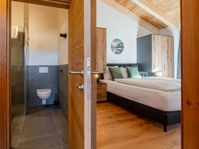 Ein Badezimmer in der Unterkunft Grebenzen Lodge Prinz