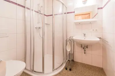 Ein Badezimmer in der Unterkunft Almliesl SCHO-568