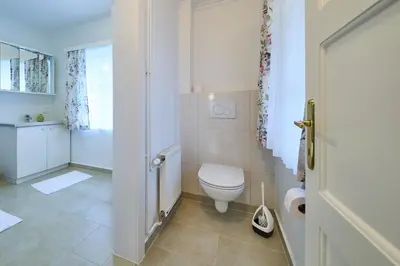 Ein Badezimmer in der Unterkunft Ferienwohnung Salzafeld