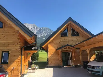 Ein allgemeiner Bergblick oder ein Berglick von des Chalets aus