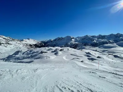 Lovely 3 Bedroom Apartment, Ski in/Ski out im Winter