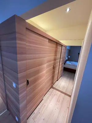 Ein Bett oder Betten in einem Zimmer der Unterkunft Large Family Apartment Katschberg, Ski-in/o, Sauna, Pool