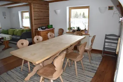 Ein Sitzbereich in der Unterkunft Chalet Reiterhäusl