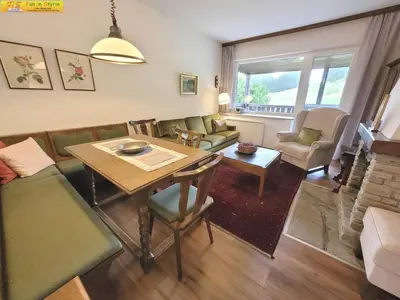 Ein Sitzbereich in der Unterkunft Holiday home in Bad Mitterndorf - Steiermark 41120