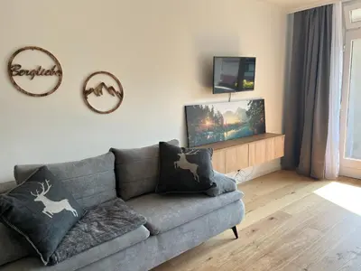 TV/Unterhaltungsangebot in der Unterkunft Wolfgangsee Ferienappartement „Bergliebe“