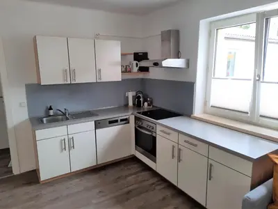 Küche/Küchenzeile in der Unterkunft Ferienwohnung im Zentrum mit Balkon und Parkplatz