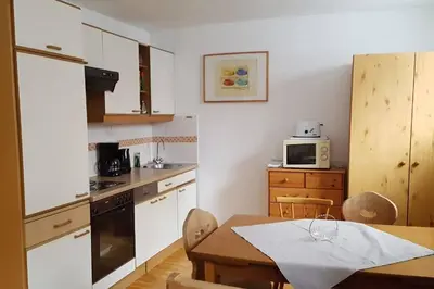 Küche/Küchenzeile in der Unterkunft Helles und großzügiges Souterrain Appartement